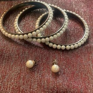 Faux pearl earrings and bangles